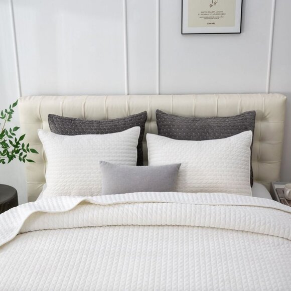 Velvet Quilt Set White Textured Coverlet Luxury Modern Glam Hotel Chic Bedding - Picture 4 of 4